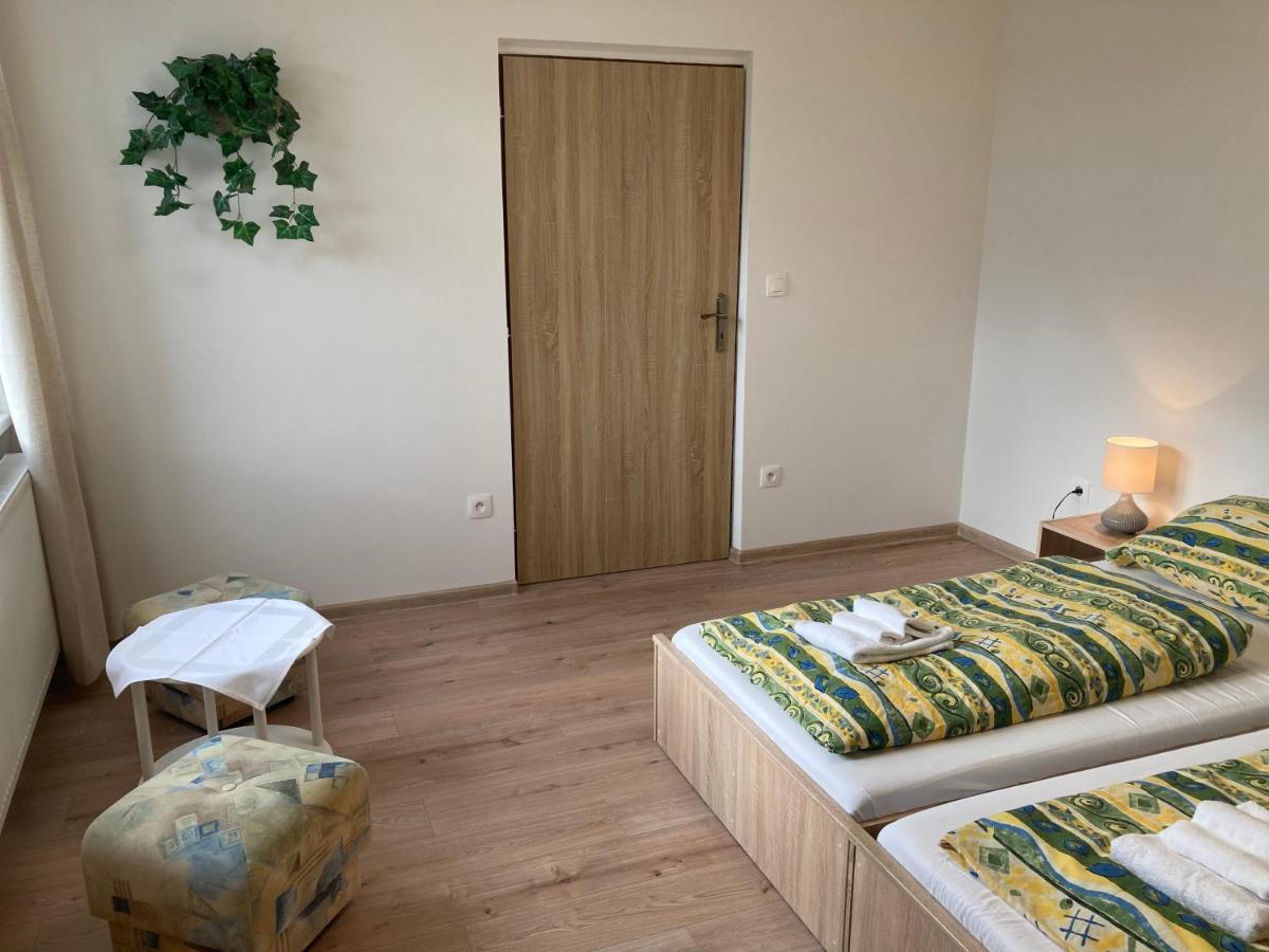 Apartmany Pod Radhostem Rožnov pod Radhoštěm Eksteriør billede